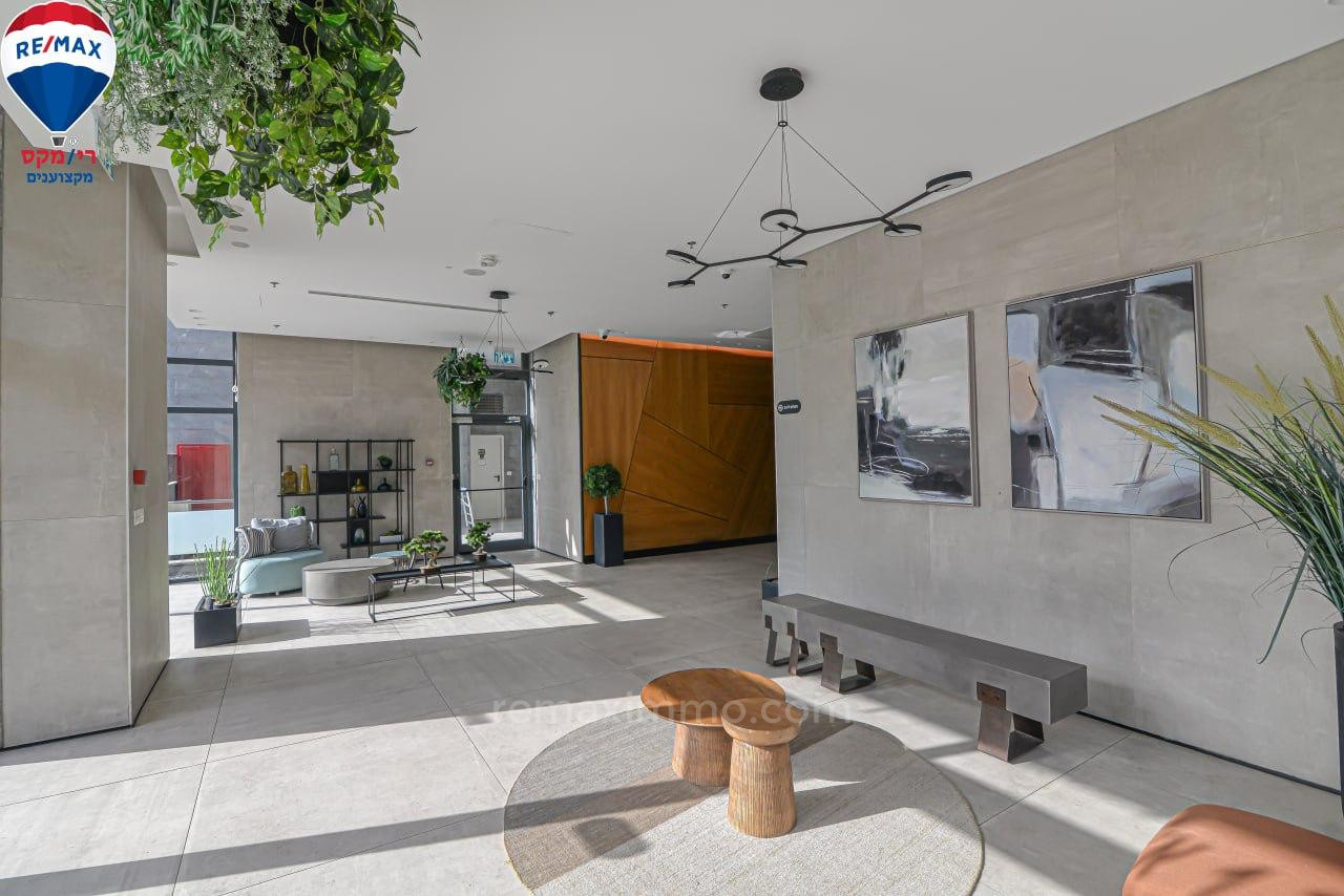 Apartamento 4 cômodos Hadera Centro da cidade 379-IBL-447