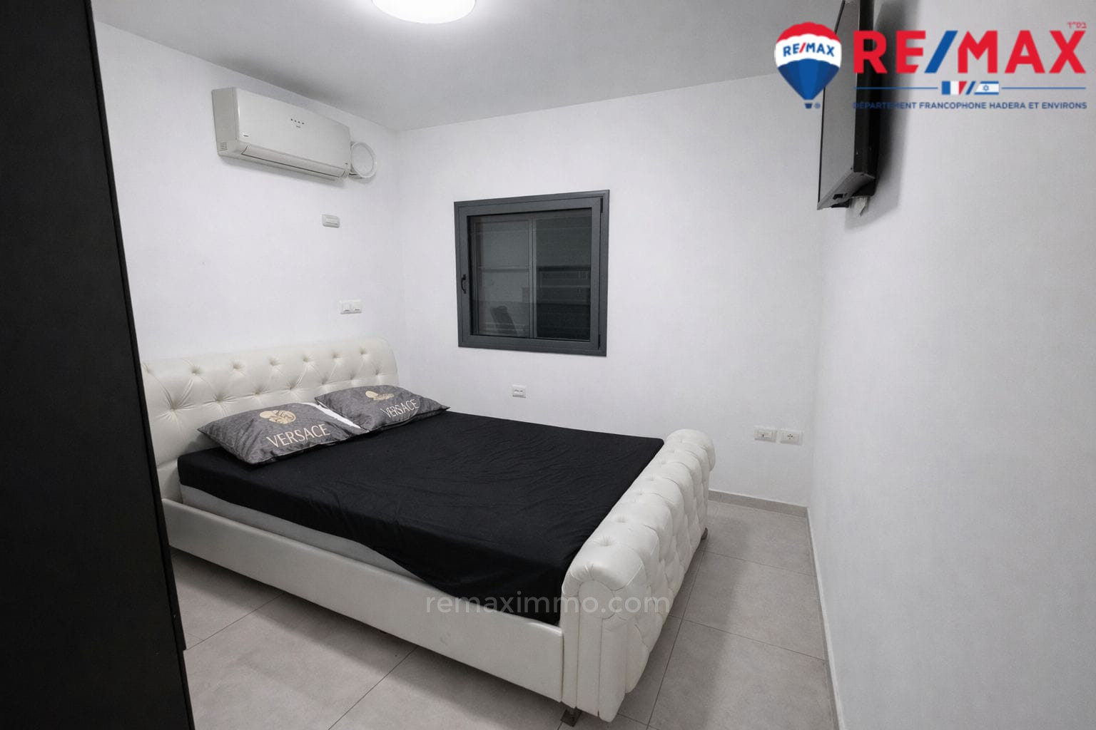 Apartamento 4 cômodos Hadera Centro da cidade 379-IBL-448