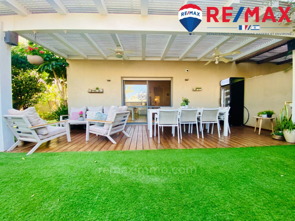 Casa de campo 6 cômodos Hadera Bairro Ha-Otsar 379-IBL-451