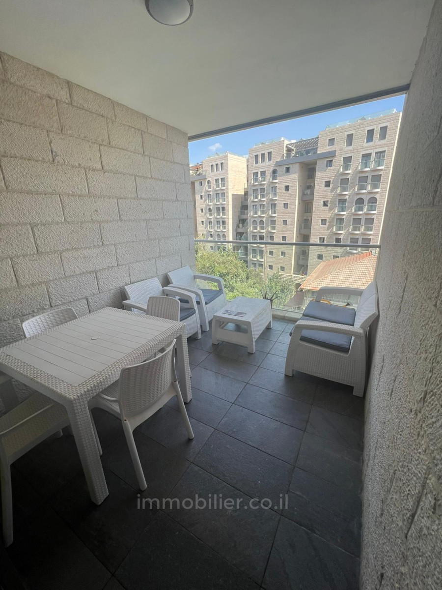 Apartamento 4 cômodos Jerusalém Centro da cidade 424-IBL-313