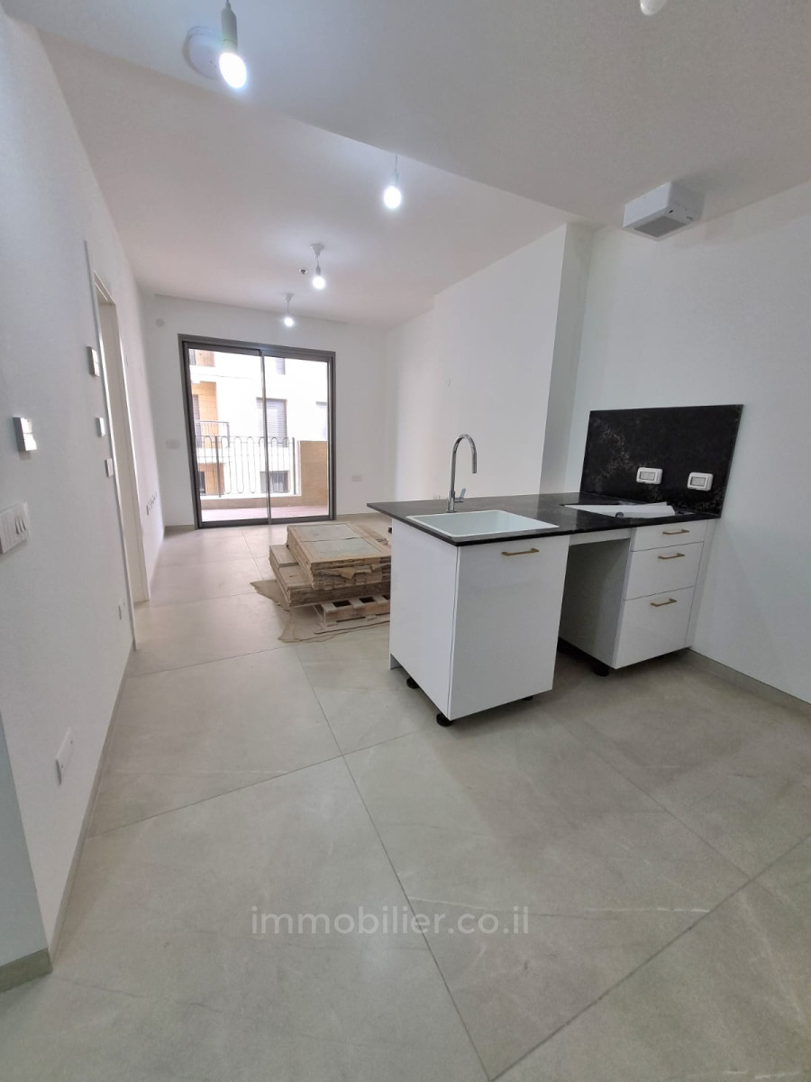 Apartamento 2 cômodos Jerusalém Centro da cidade 424-IBL-329