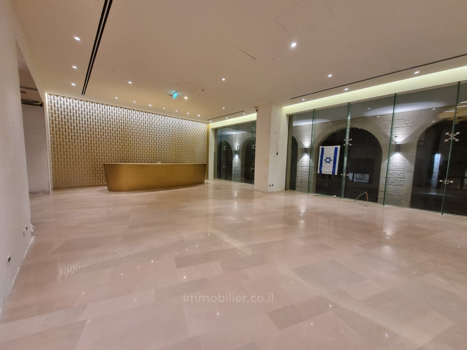 Apartamento 2 cômodos Jerusalém Centro da cidade 424-IBL-329