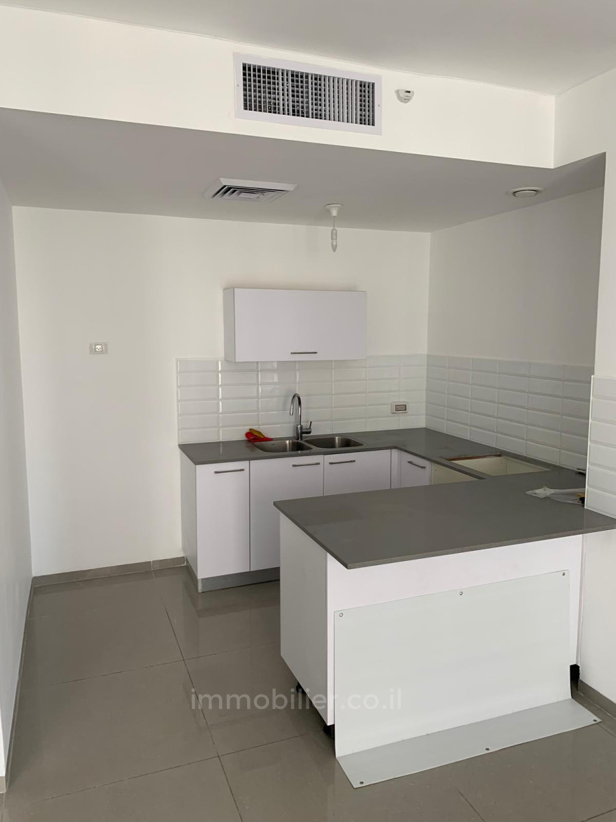 Apartamento 2 cômodos Jerusalém Centro da cidade 424-IBL-338