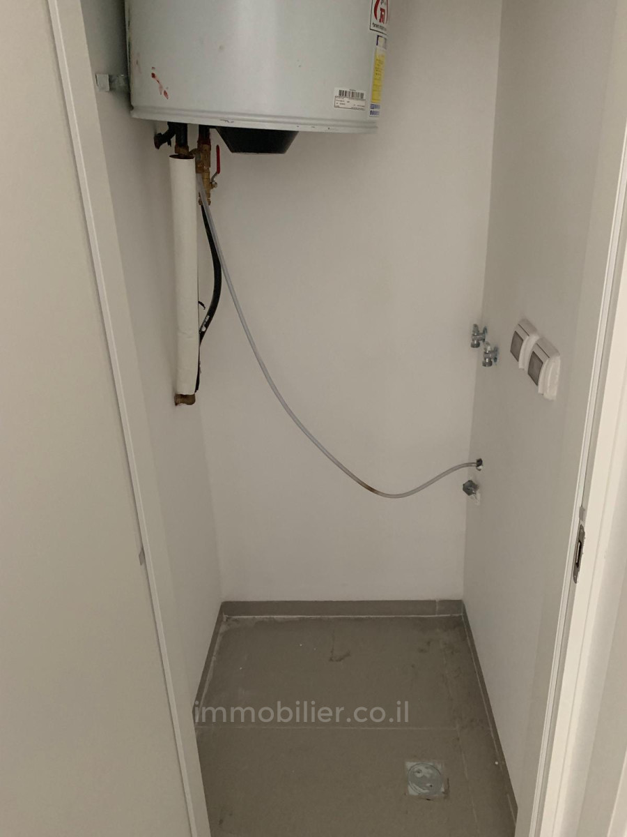 Apartamento 2 cômodos Jerusalém Centro da cidade 424-IBL-338