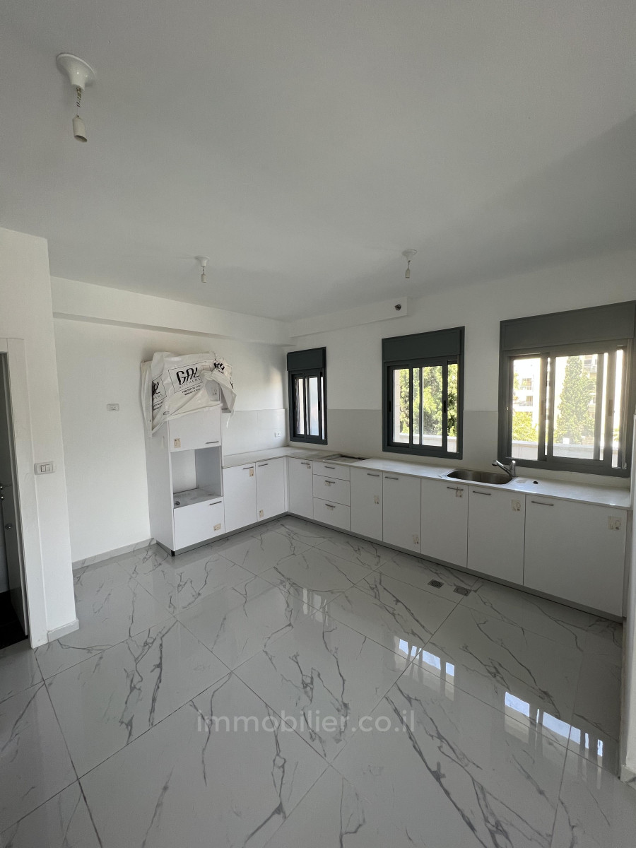 Apartamento 3 cômodos Jerusalém Kiryat Yovel 424-IBL-363