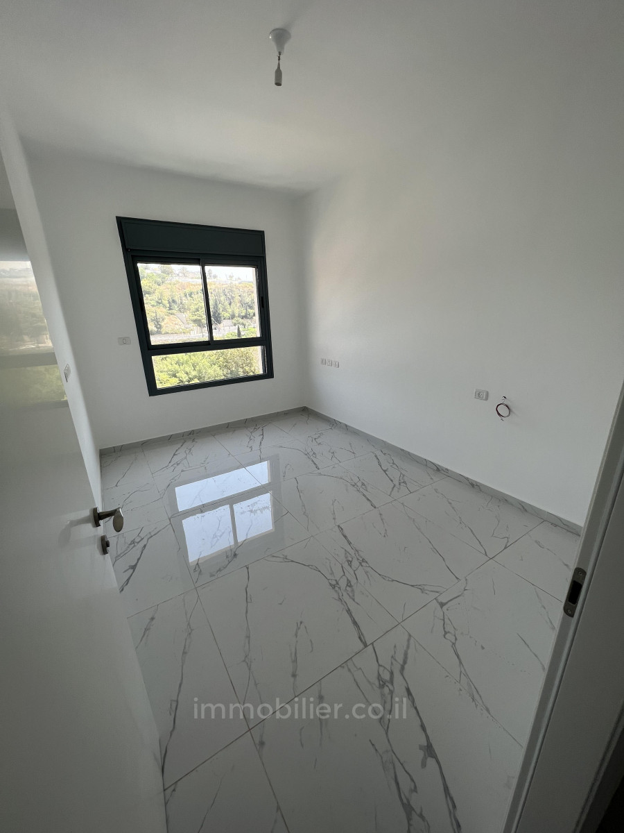 Apartamento 3 cômodos Jerusalém Kiryat Yovel 424-IBL-363
