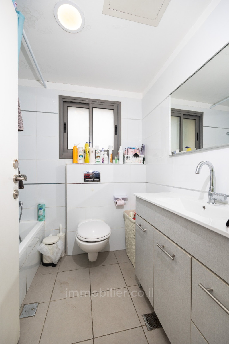 Apartamento 3 cômodos Jerusalém Kiryat Yovel 424-IBL-367