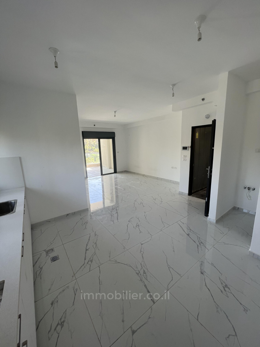 Apartamento 3 cômodos Jerusalém Kiryat Yovel 424-IBL-371