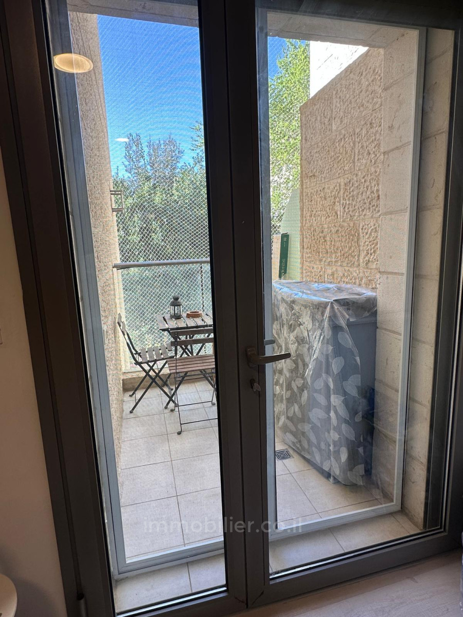 Apartamento 2 cômodos Jerusalém Centro da cidade 424-IBL-372