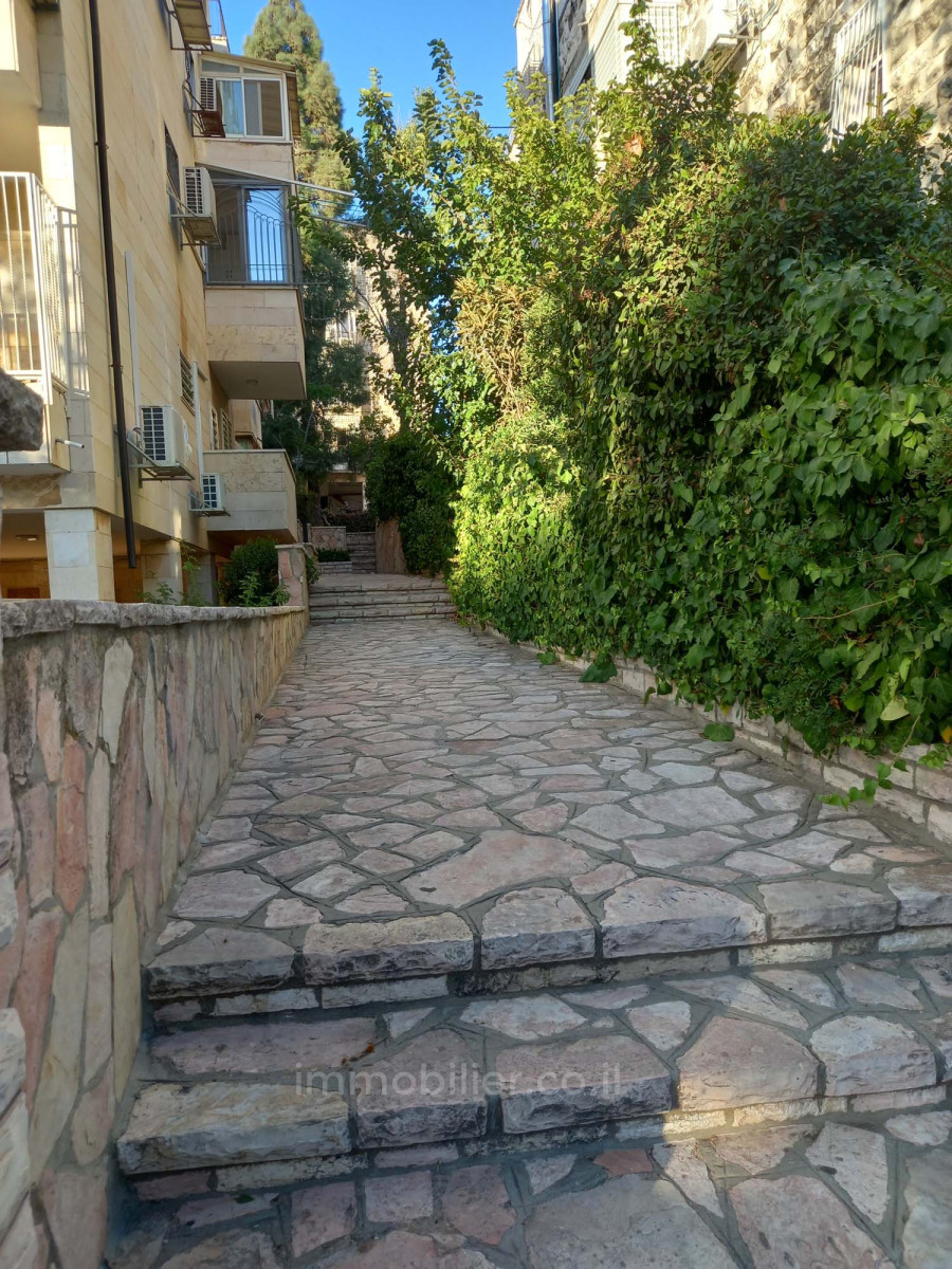 Apartamento 5.5 cômodos Jerusalém Beit Vagan 427-IBL-638