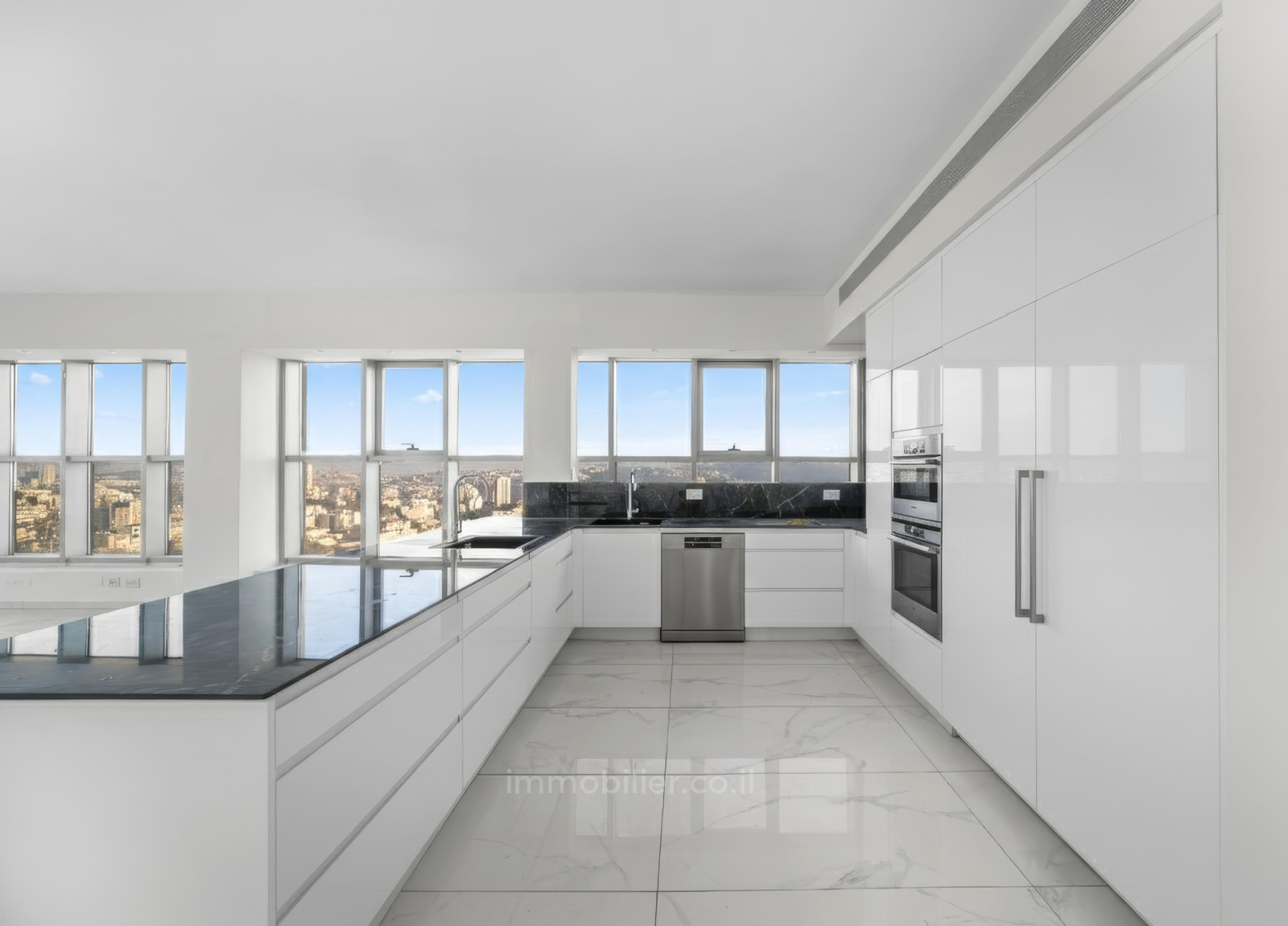 Cobertura 5 cômodos Jerusalém Beit Vagan 427-IBL-648