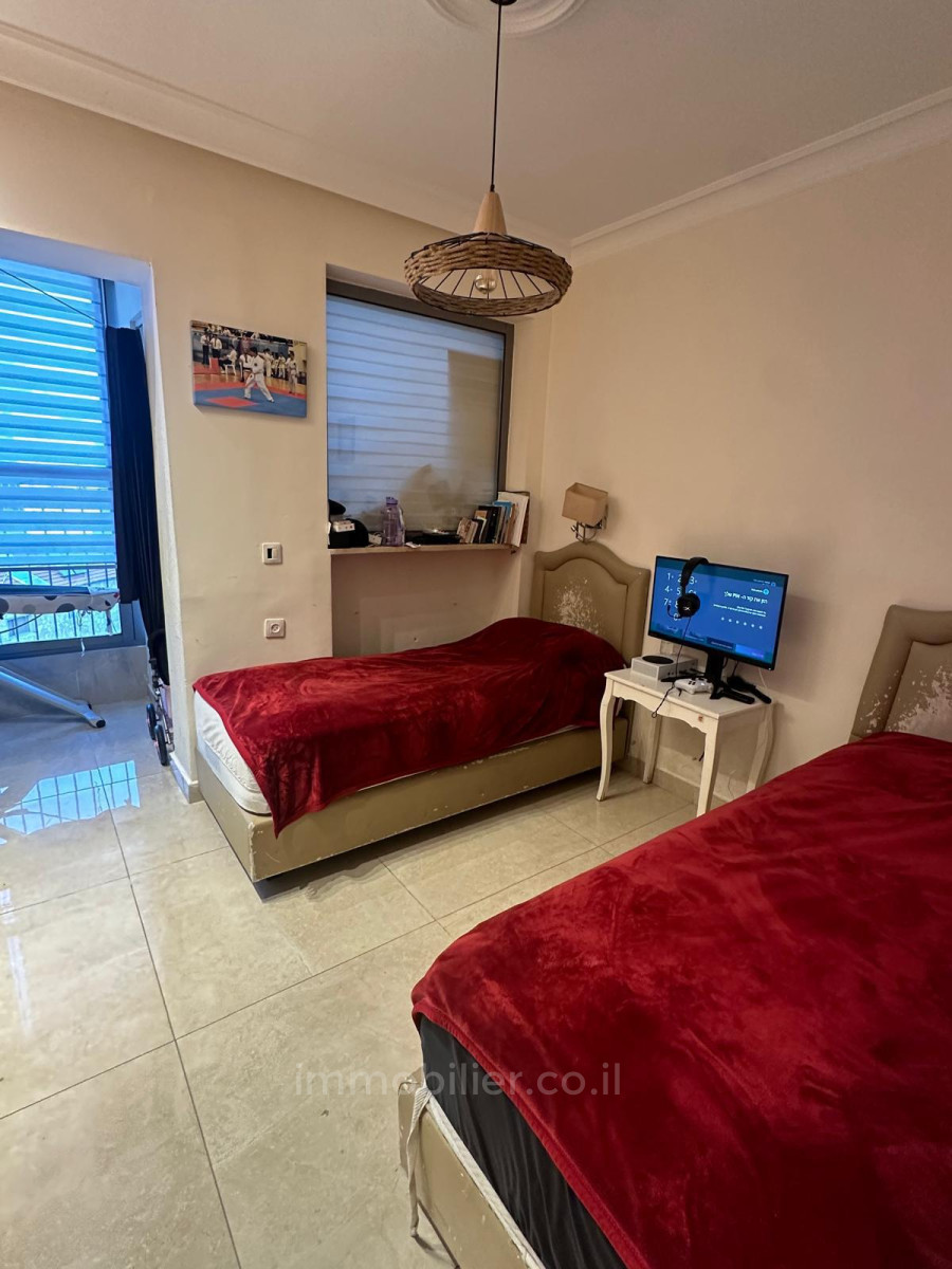 Apartamento 5 cômodos Jerusalém Givat Shaoul 427-IBL-660
