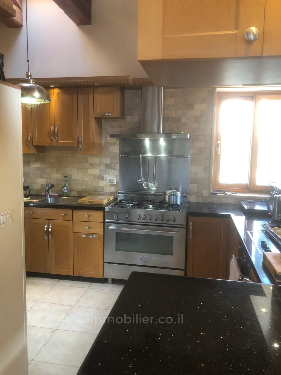 Casarão 10 cômodos Efrat Efrat 427-IBL-667