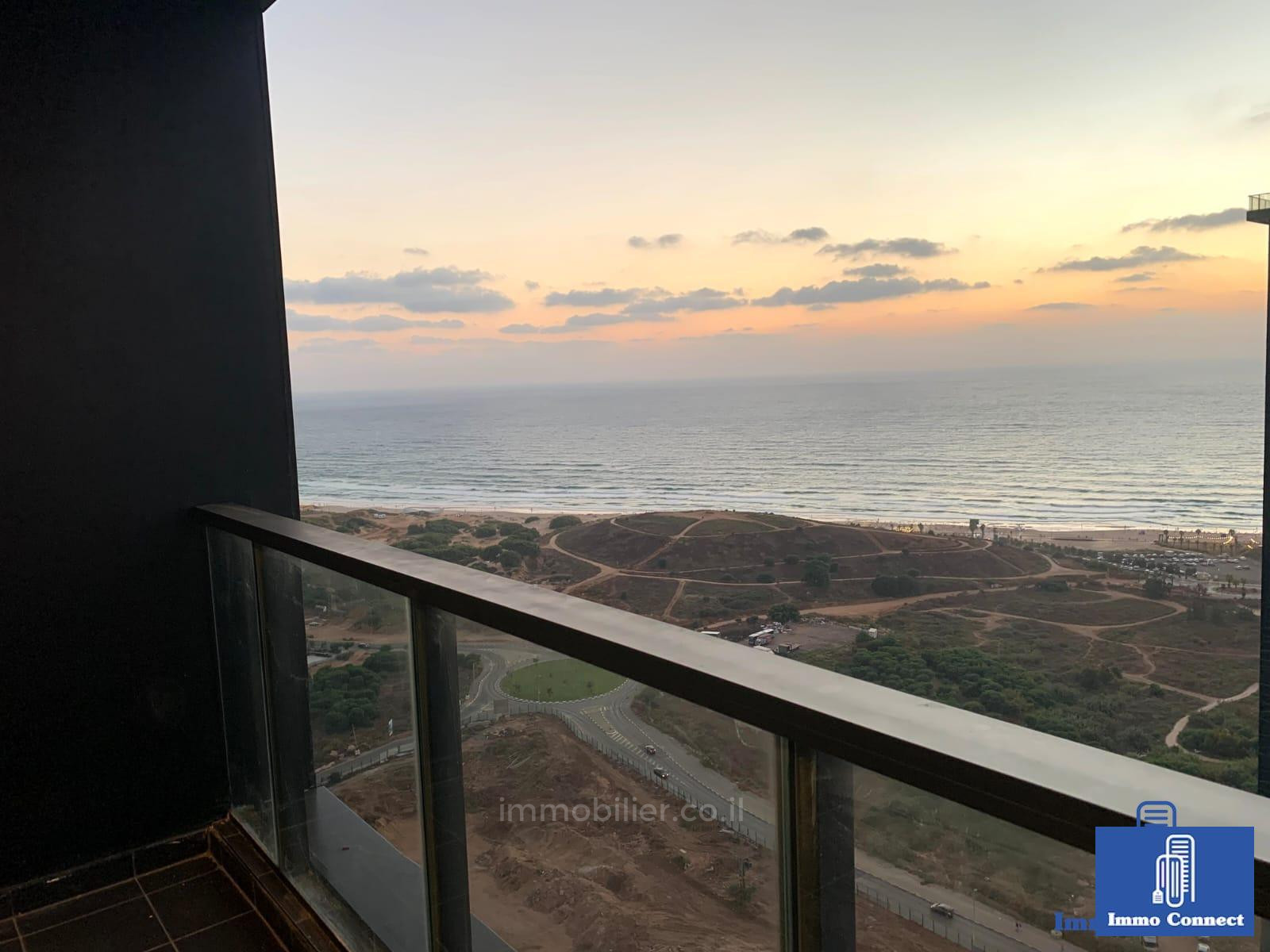 Apartamento 2 cômodos Bat yam Bat yam 440-IBL-364