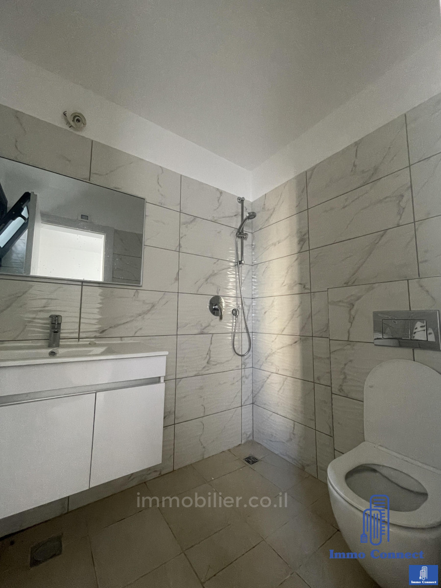 Casarão 4 cômodos Bat yam Bat yam 440-IBL-395