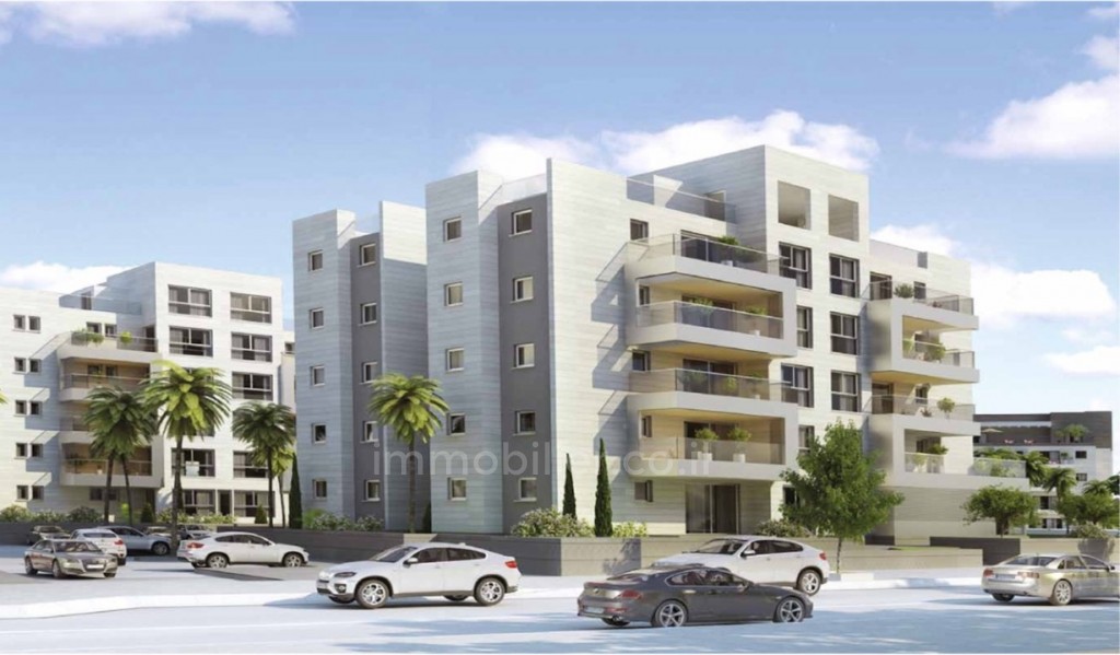 Apartamento 4 cômodos Harish Harish 455-IBL-45