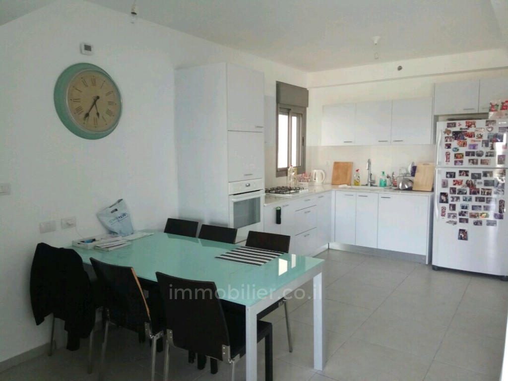 Duplex 7 cômodos Pardes hanna Kour pardess hanna 455-IBL-49