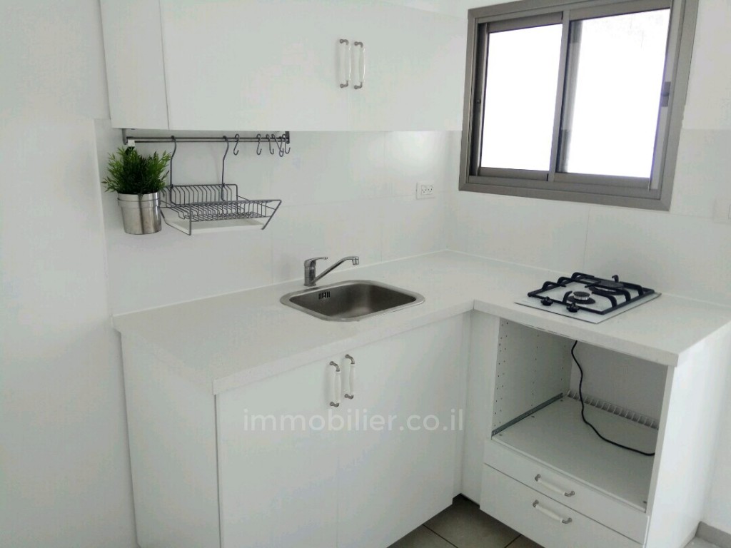 Duplex 7 cômodos Pardes hanna Kour pardess hanna 455-IBL-49