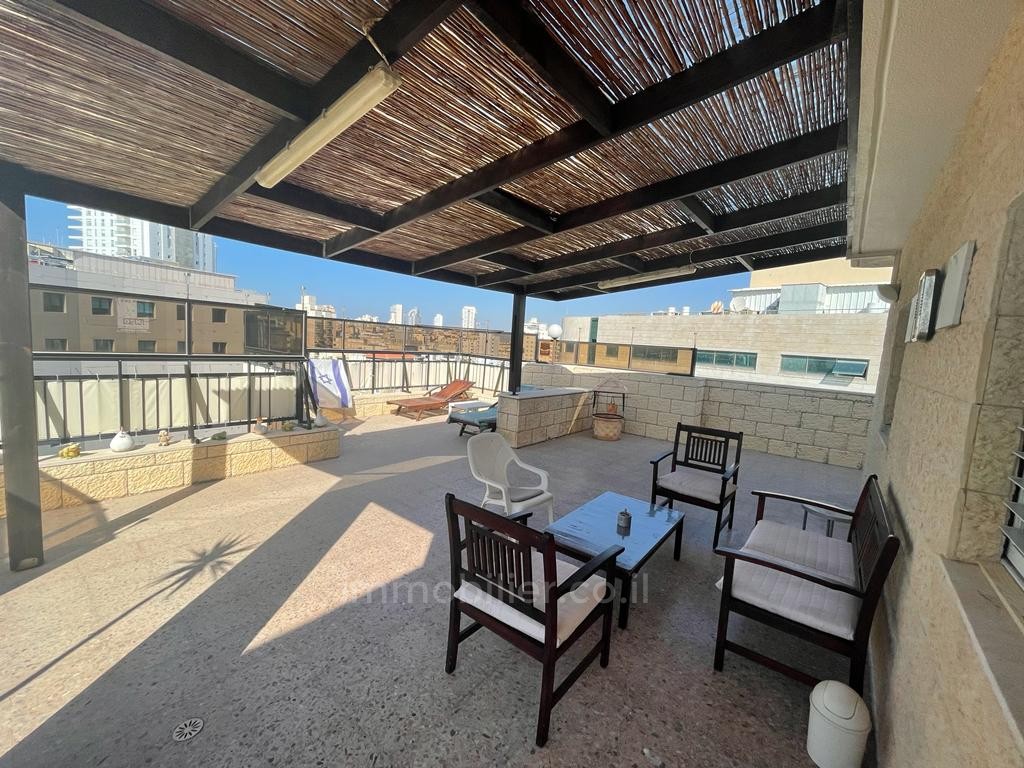 Cobertura 4.5 cômodos Netanya Centro da cidade 457-IBL-1003