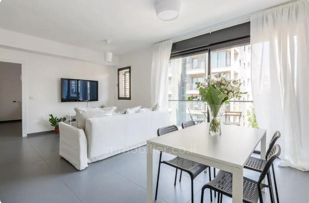 Apartamento 3 cômodos Tel Aviv Centro da cidade 457-IBL-1022