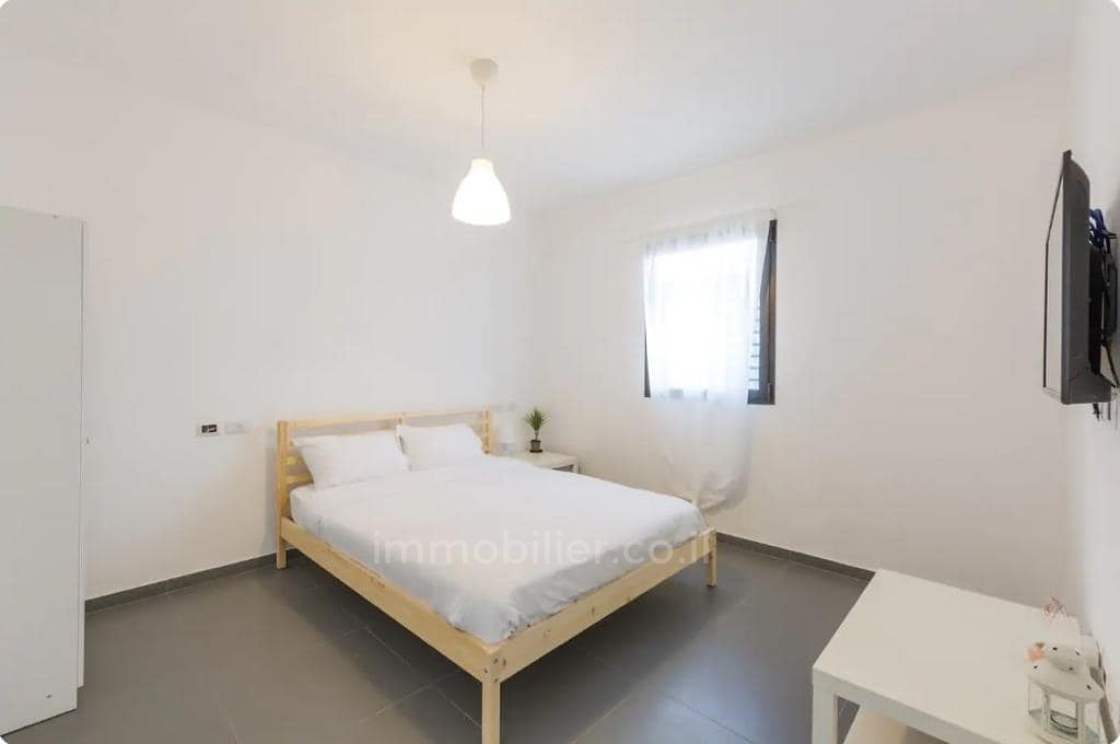 Apartamento 3 cômodos Tel Aviv Centro da cidade 457-IBL-1022