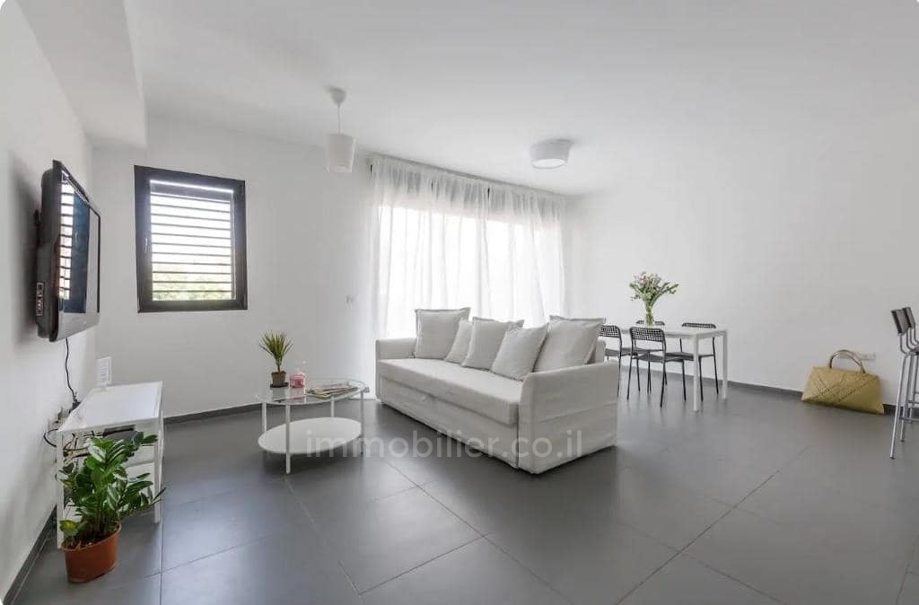 Apartamento 3 cômodos Tel Aviv Centro da cidade 457-IBL-1022