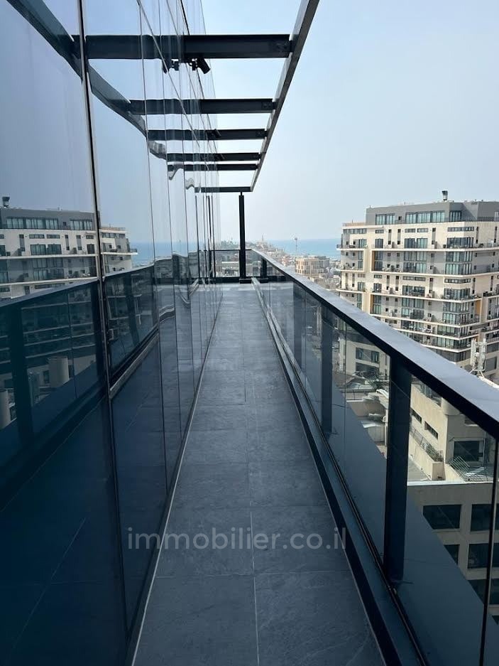 Cobertura 5 cômodos Tel Aviv Florentine 457-IBL-1054