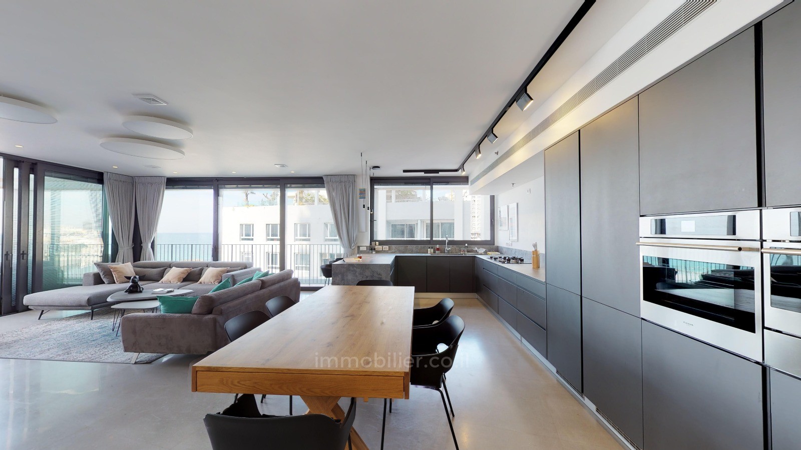 Cobertura 4 cômodos Tel Aviv Primeira linha de mar 457-IBL-1056