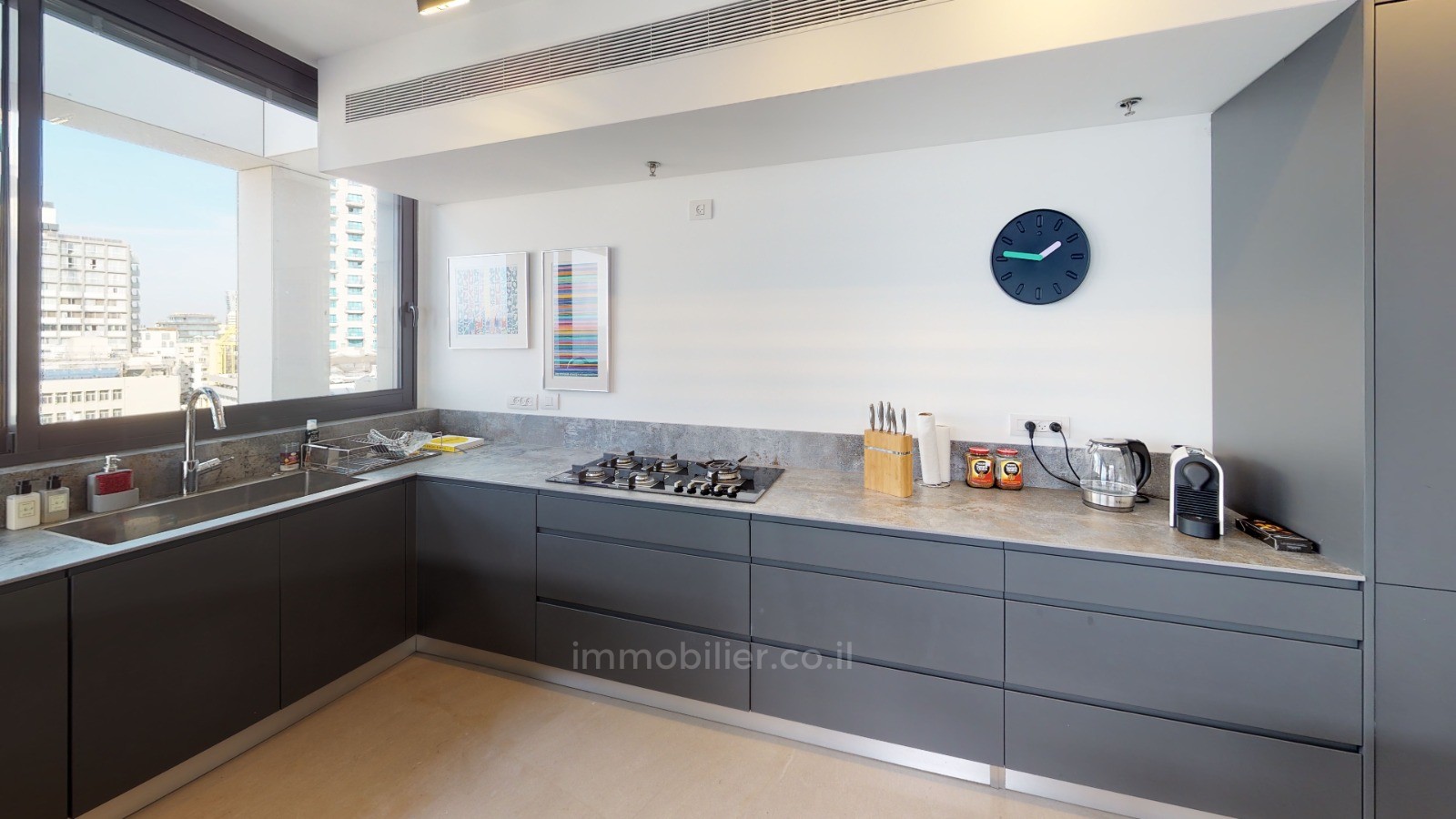 Cobertura 4 cômodos Tel Aviv Primeira linha de mar 457-IBL-1056