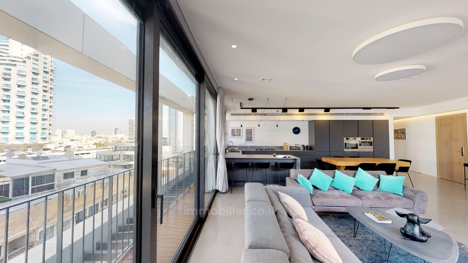 Cobertura 4 cômodos Tel Aviv Primeira linha de mar 457-IBL-1056