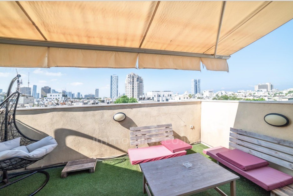Duplex 3 cômodos Tel Aviv Hatsafon hayachan 457-IBL-1093