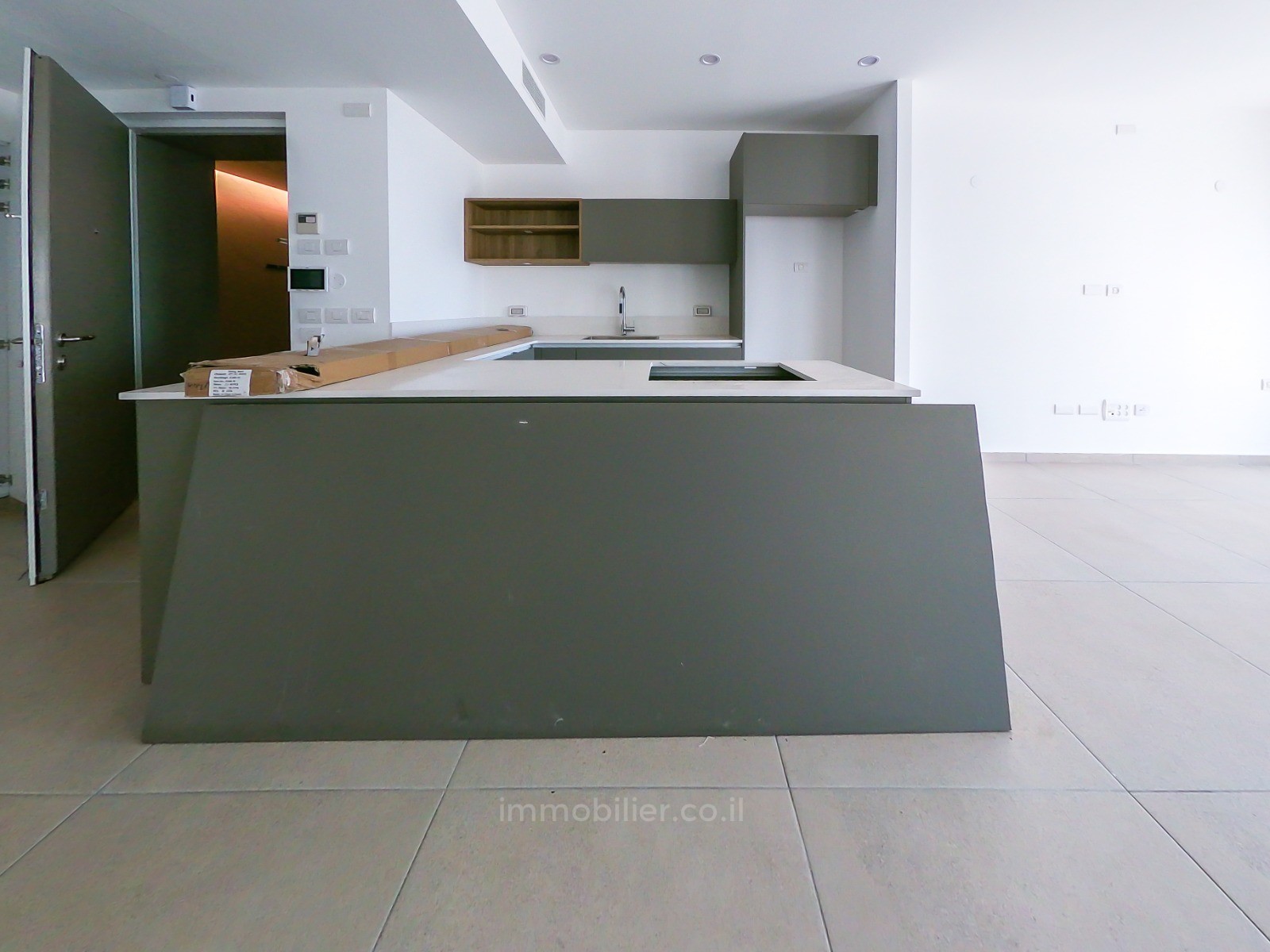 Apartamento 5 cômodos Tel Aviv Park Tzameret 457-IBL-1111