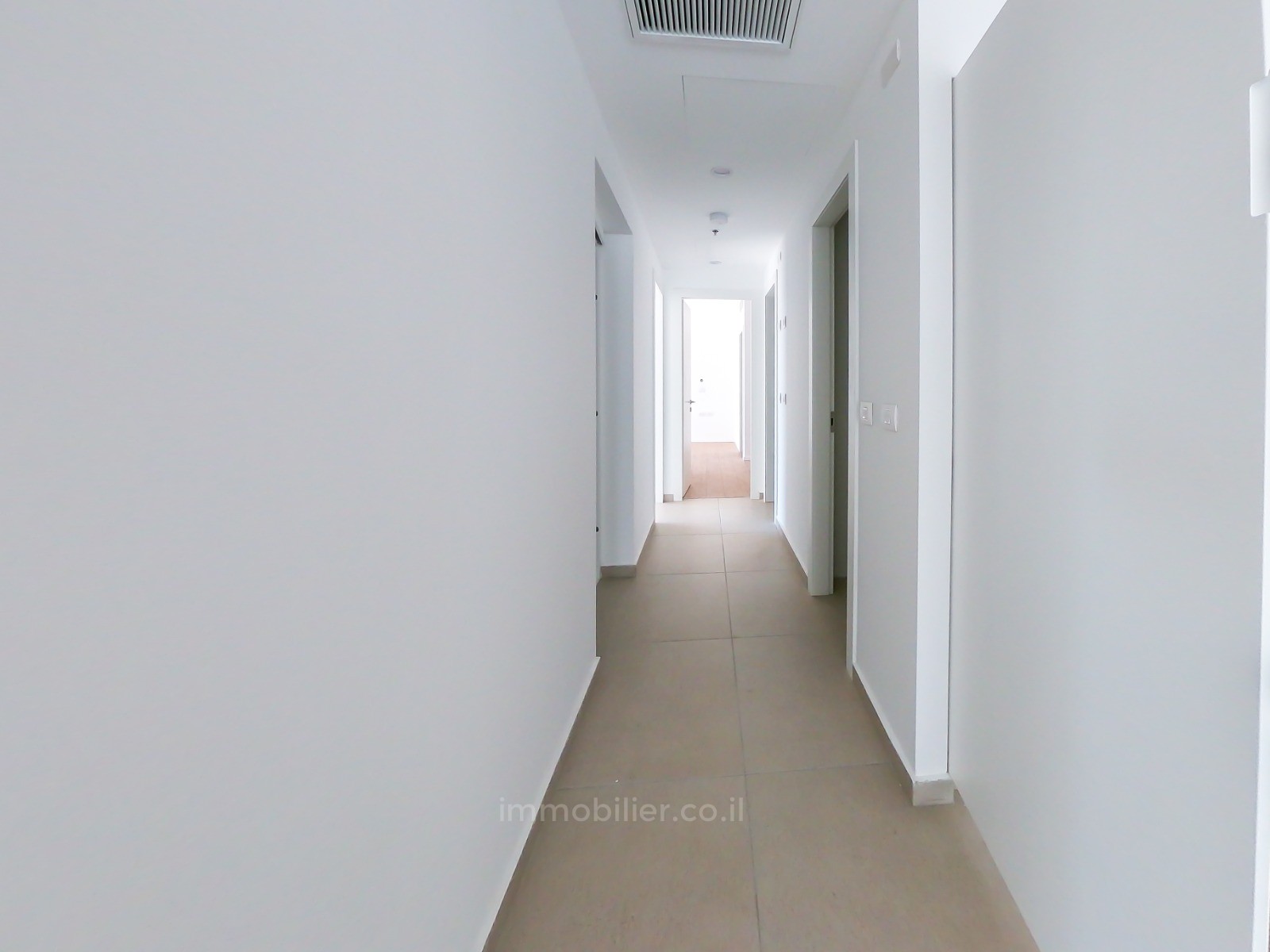 Apartamento 5 cômodos Tel Aviv Park Tzameret 457-IBL-1111