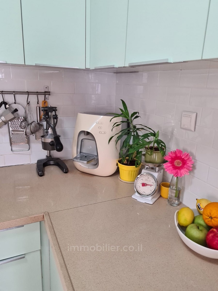 Apartamento 3 cômodos Tel Aviv Lev Tel-Aviv 457-IBL-1118