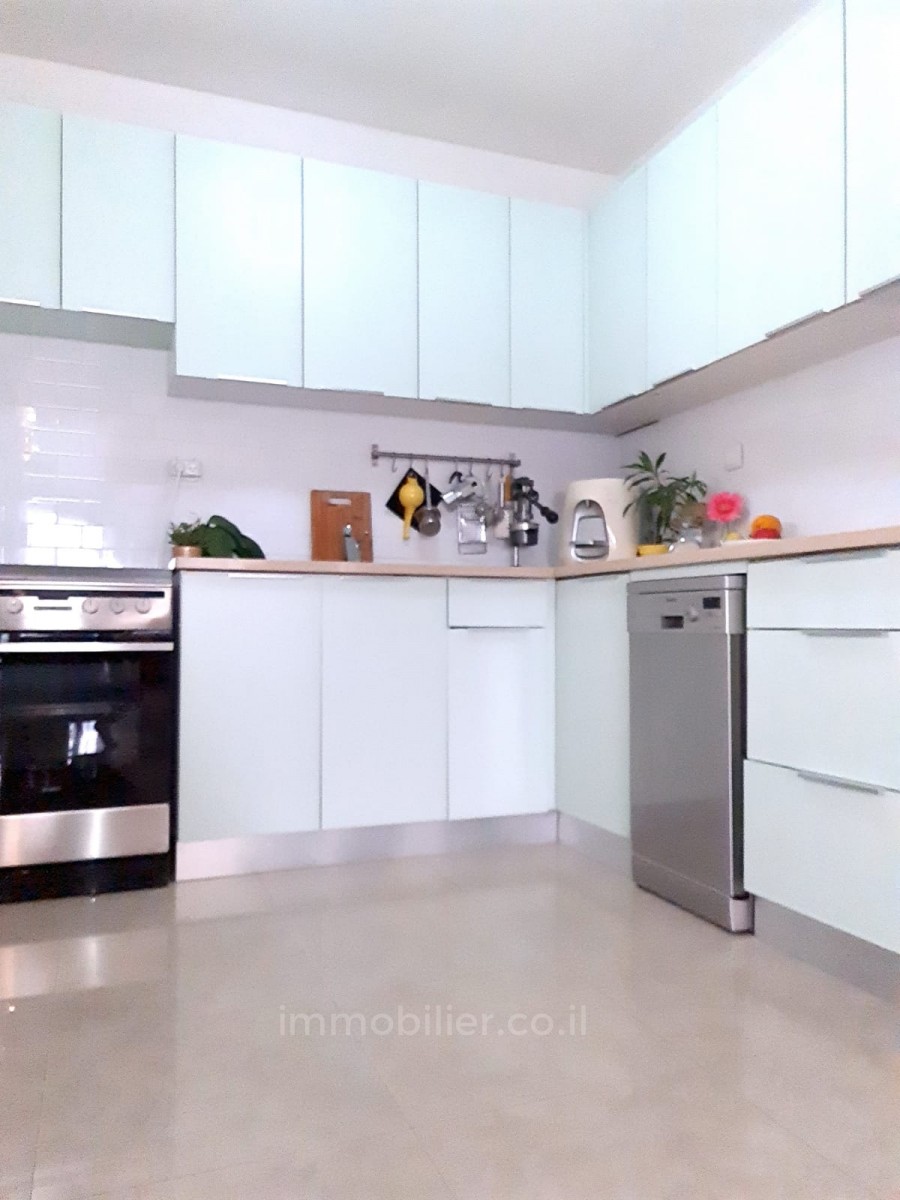 Apartamento 3 cômodos Tel Aviv Lev Tel-Aviv 457-IBL-1118