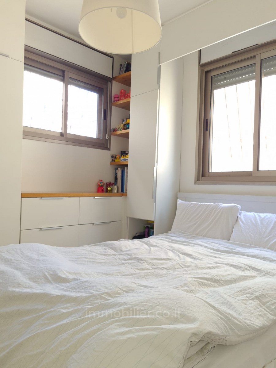 Apartamento 3 cômodos Tel Aviv Lev Tel-Aviv 457-IBL-1118