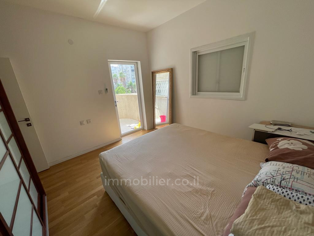Apartamento 3 cômodos Tel Aviv Nahalat Itshak 457-IBL-1129