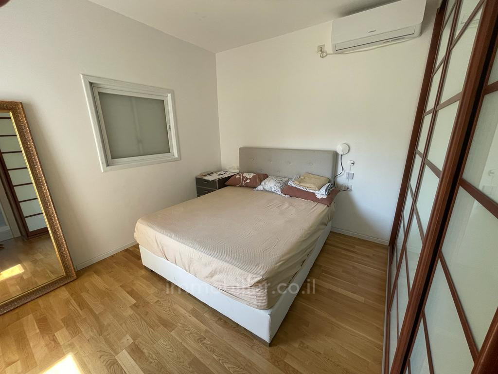 Apartamento 3 cômodos Tel Aviv Nahalat Itshak 457-IBL-1129