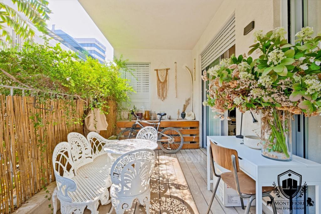 Apartamento 3 cômodos Tel Aviv Rothshild 457-IBL-1140