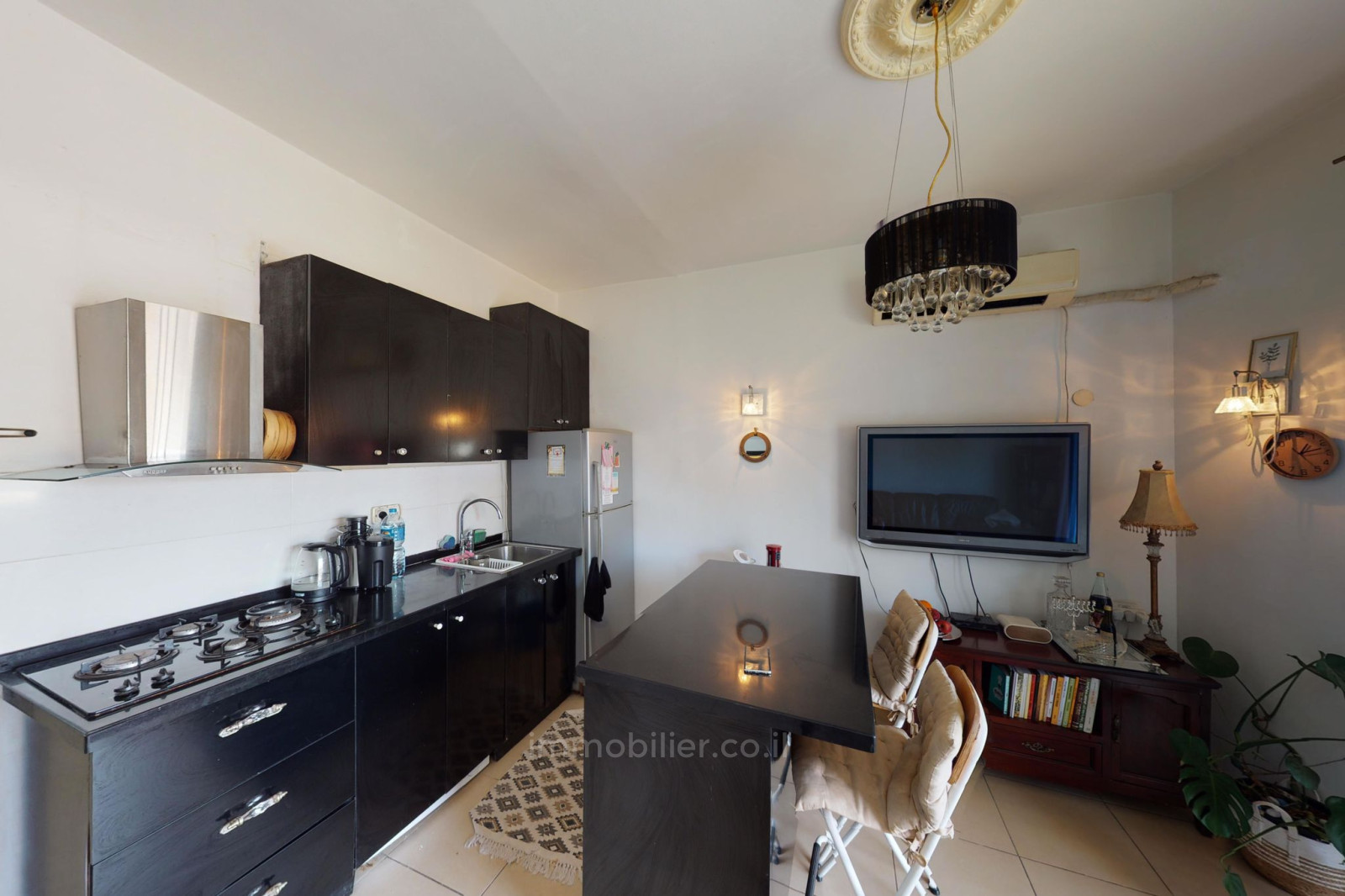 Apartamento 5 cômodos Tel Aviv Montifiory 457-IBL-1143