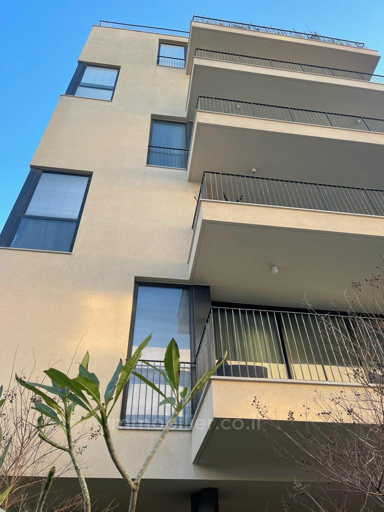 Apartamento 4 cômodos Tel Aviv Centro da cidade 457-IBL-1151