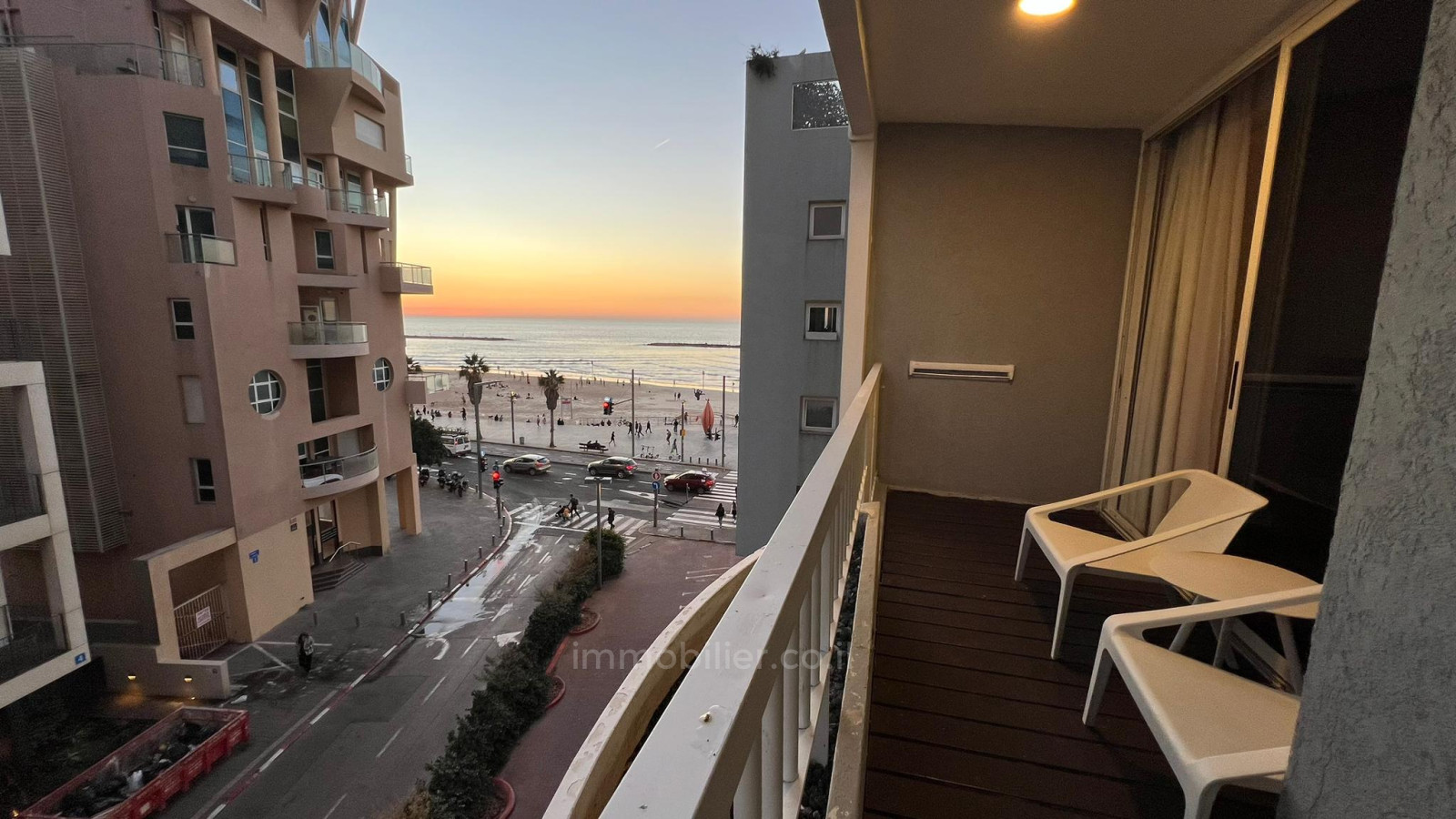 Apartamento 2 cômodos Tel Aviv Primeira linha de mar 457-IBL-1159