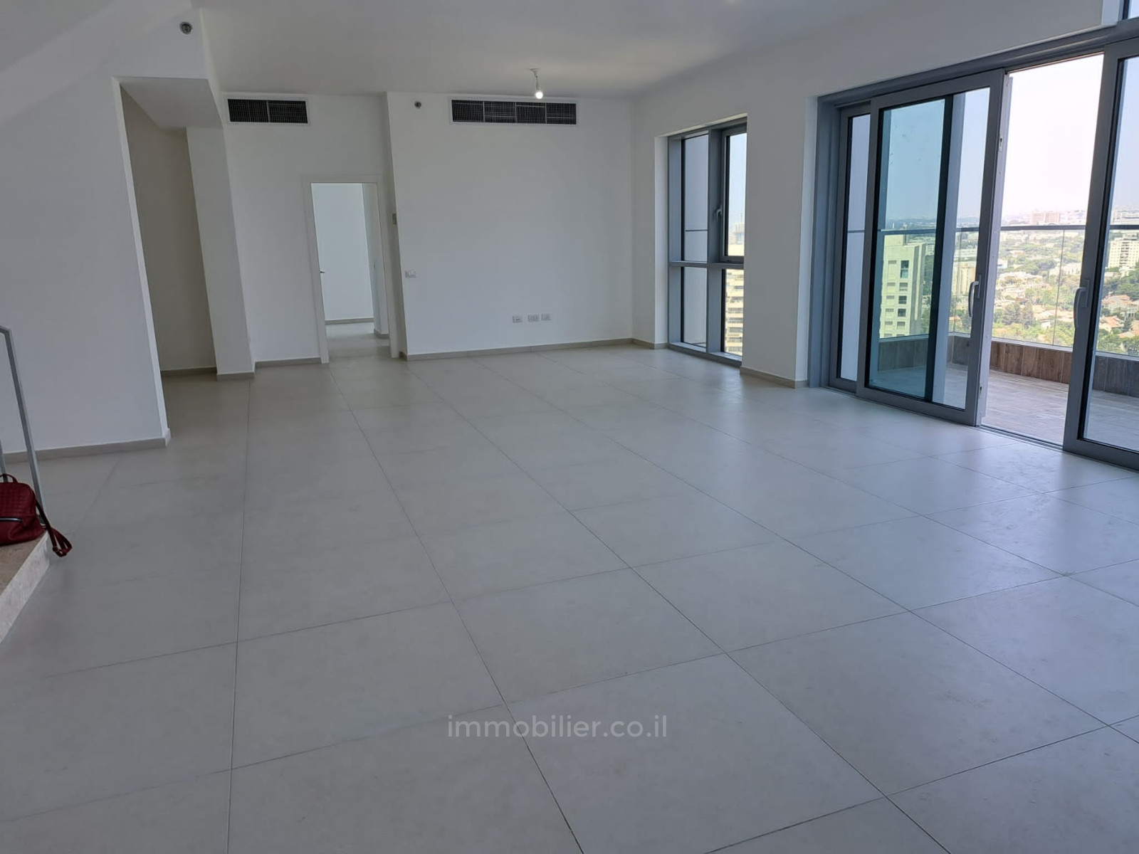 Duplex 6 cômodos Tel Aviv Kohav Hazafon 457-IBL-1164