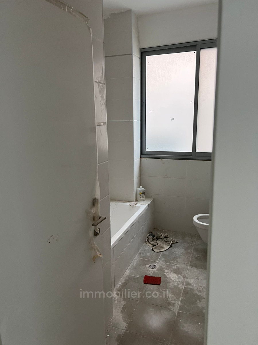 Apartamento 4 cômodos Tel Aviv Hatsafon hayachan 457-IBL-1166