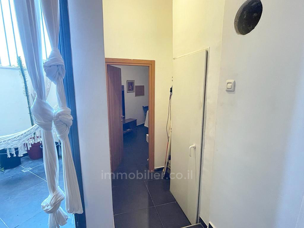 Apartamento 2.5 cômodos Tel Aviv Cidade antiga de Jaffa 457-IBL-1172