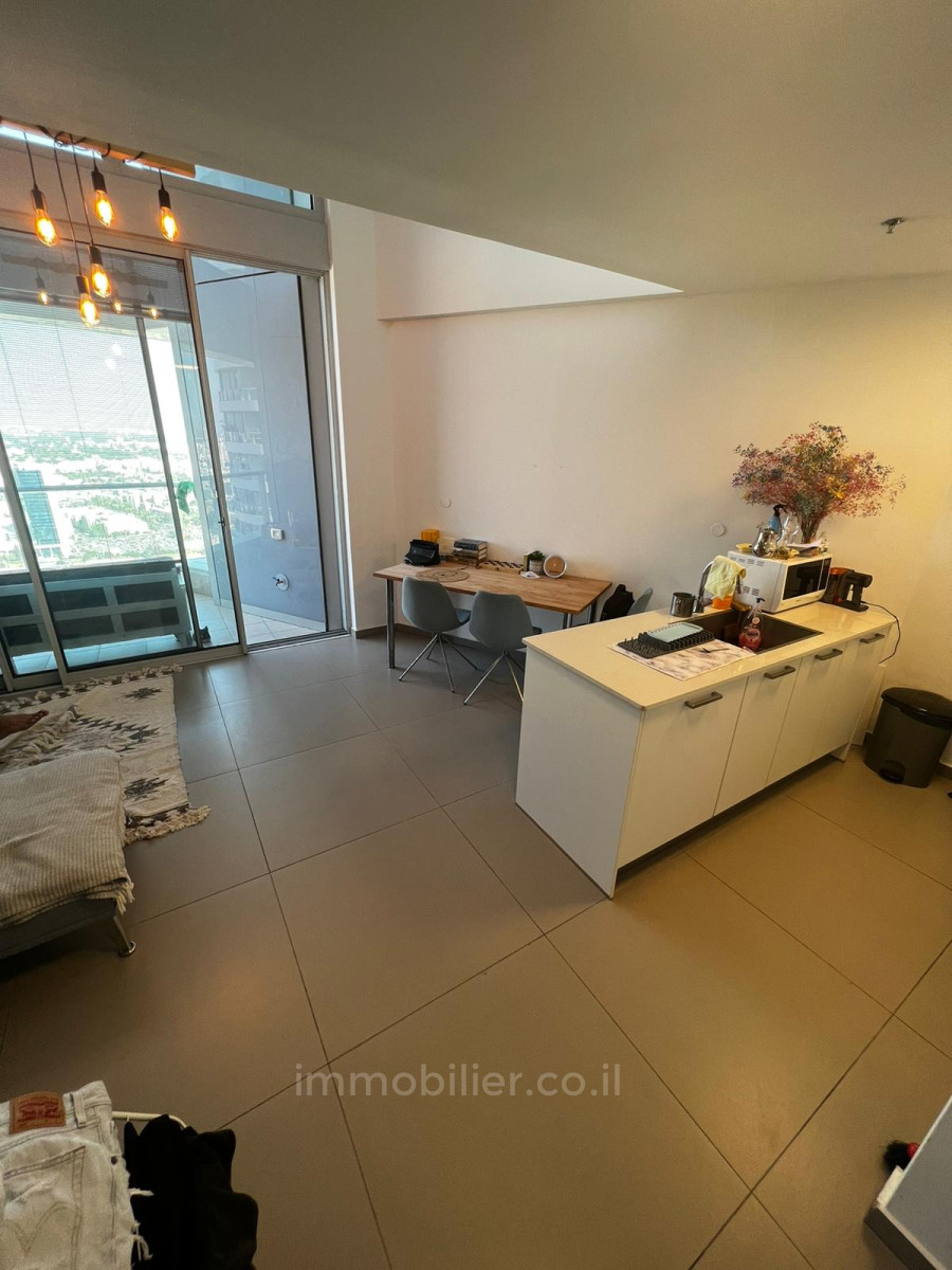 Duplex 4 cômodos Tel Aviv Centro da cidade 457-IBL-1177