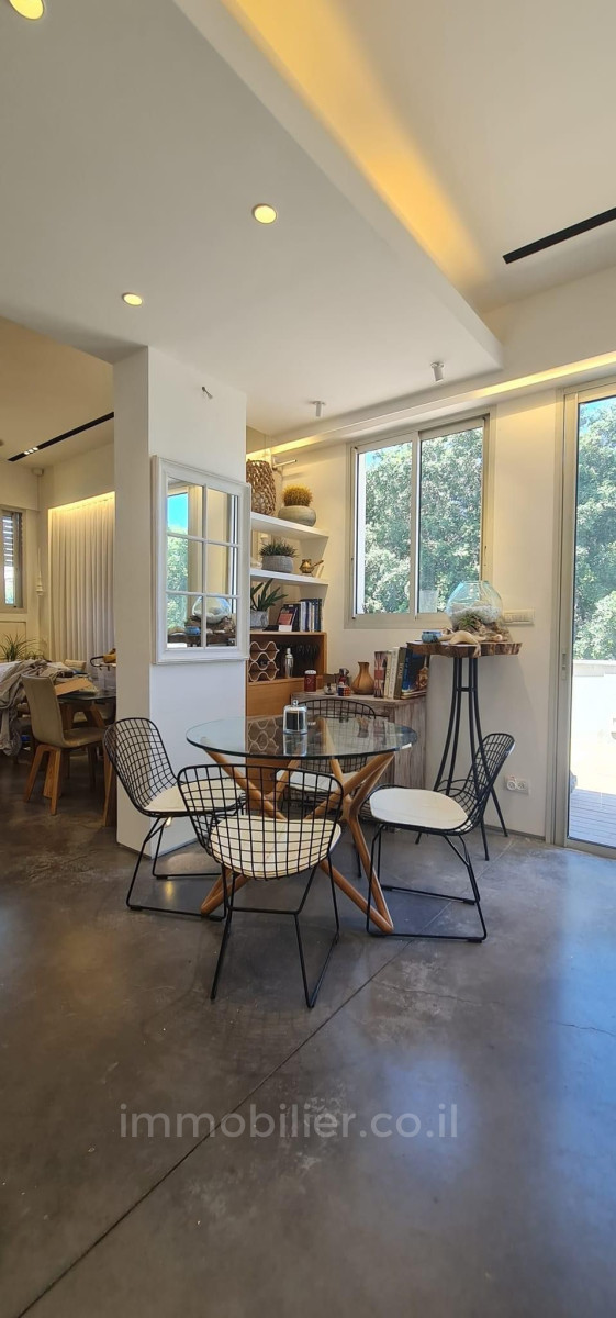 Cobertura 3 cômodos Tel Aviv Centro da cidade 457-IBL-1184