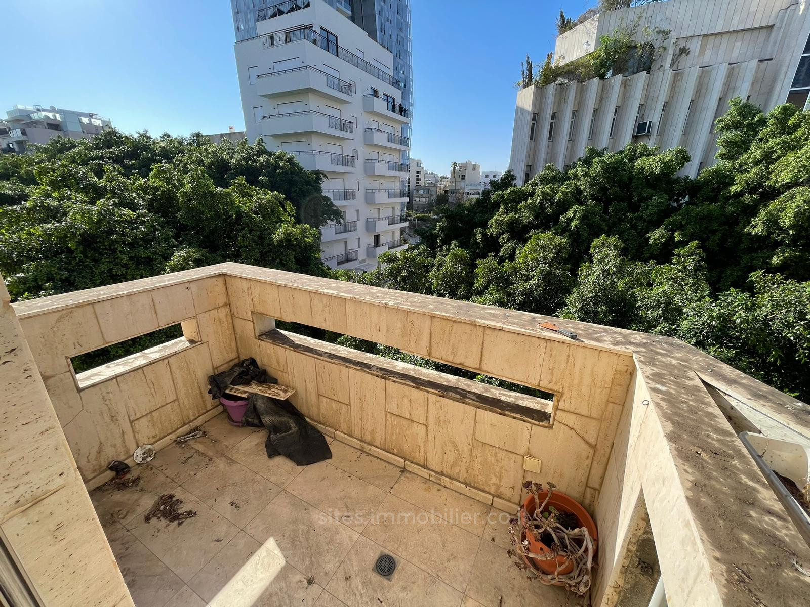 Apartamento 3 cômodos Tel Aviv Dizengof 457-IBL-1212