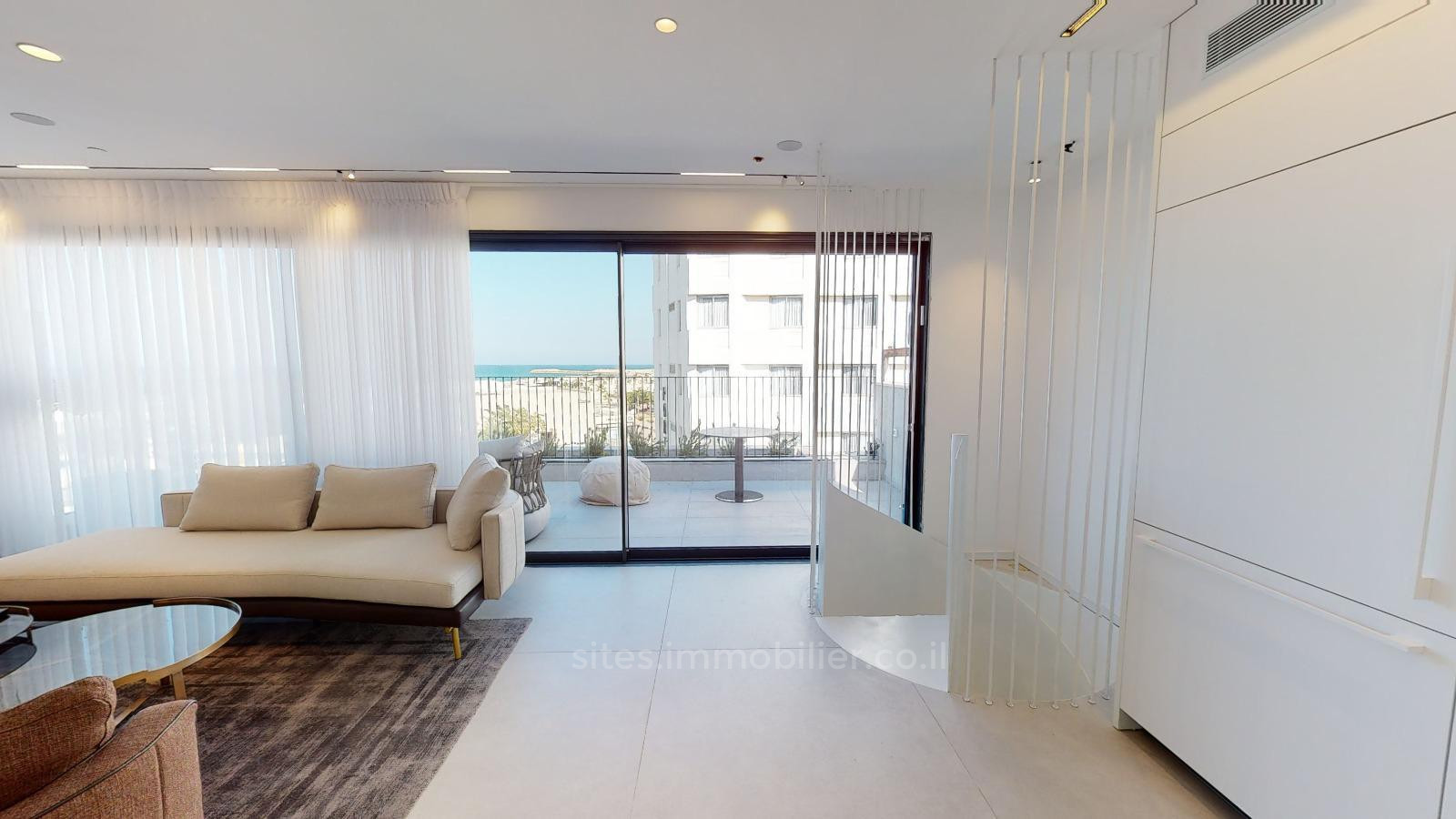 Cobertura 5 cômodos Tel Aviv Namal Tel Aviv 457-IBL-1213