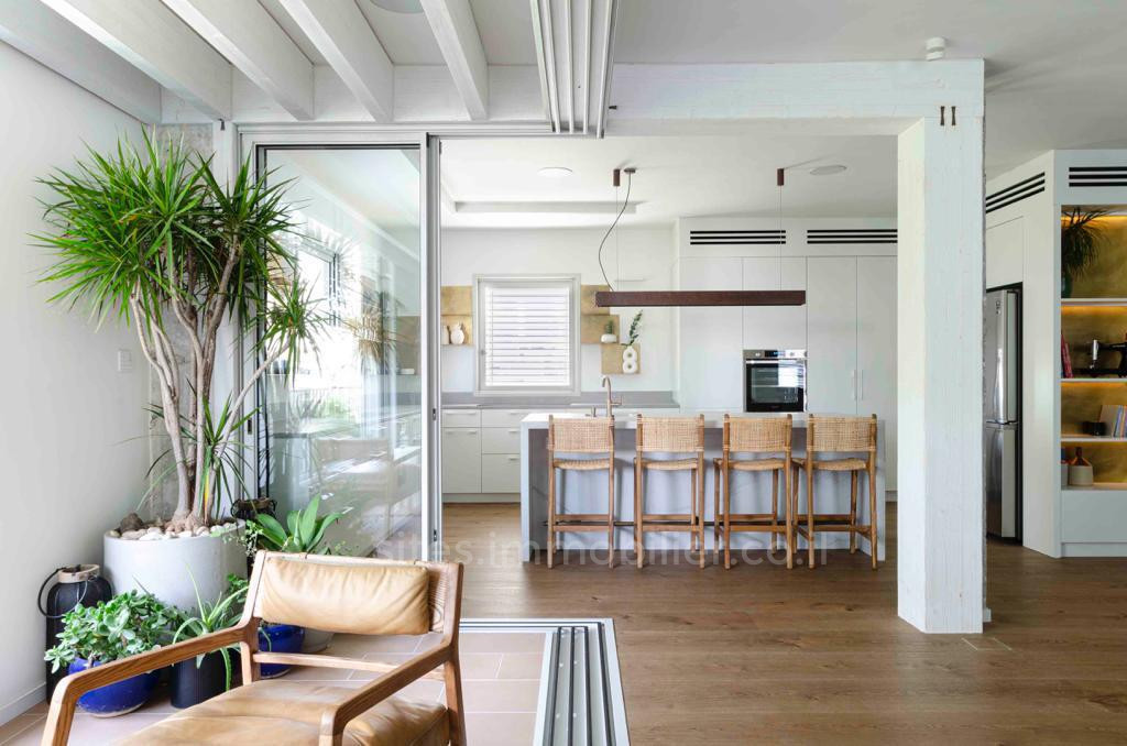 Apartamento 4 cômodos Tel Aviv Kikar Hamedina 457-IBL-1227